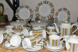 A QUANTITY OF MID-CENTURY MIDWINTER 'SIENNA' PATTERN DINNER AND TEA WARE, comprising three covered