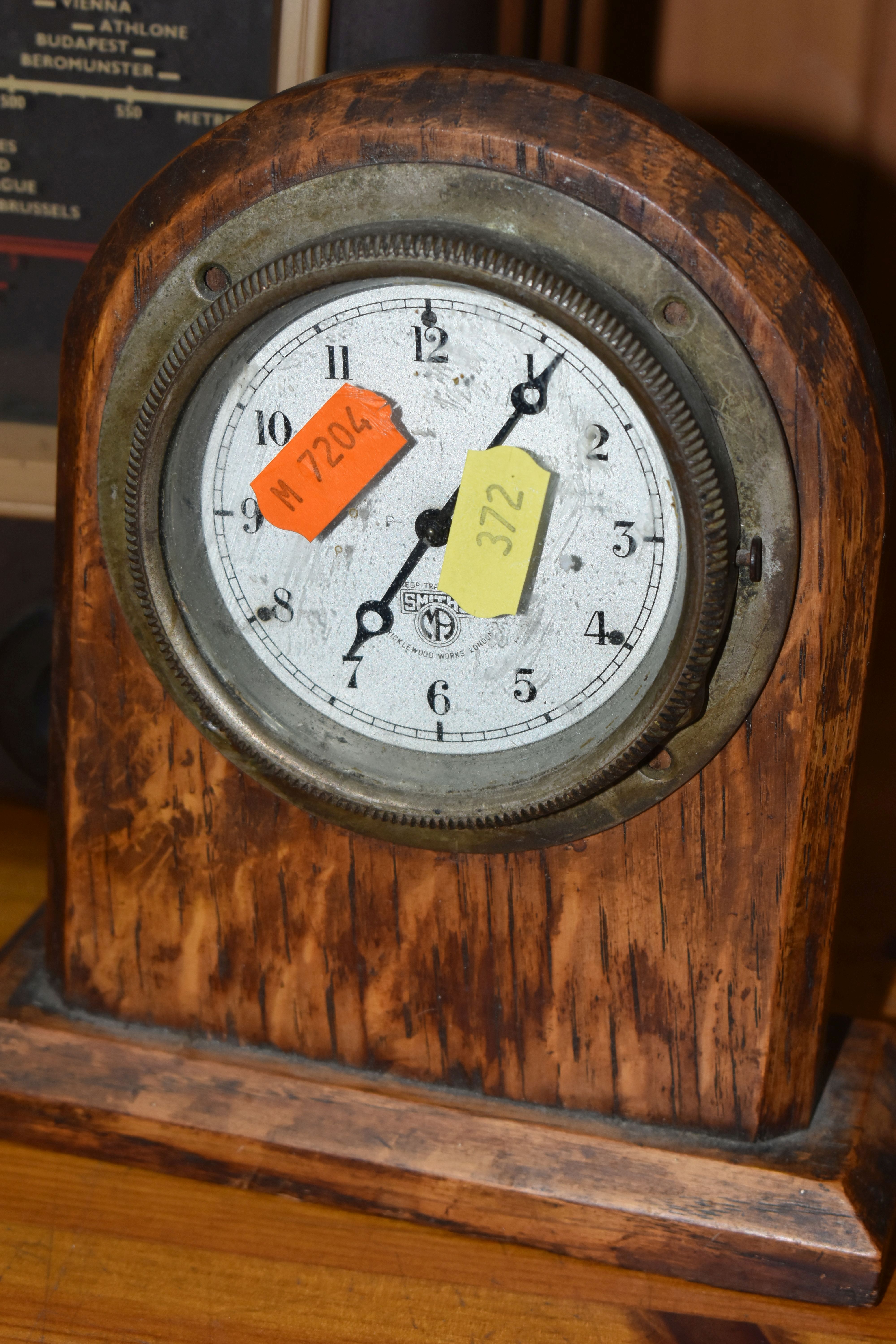 A COSSOR MELODY MAKER RADIOGRAM, brown Bakelite case, a Joseph Lucas Ltd type D142F pre-war - Image 2 of 8