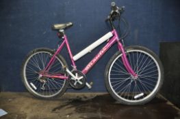 A TOWNSEND ATLANTIS LADIES MOUNTAIN BIKE with 18 speed Shimano twist grip gears 20in frame, front