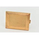 AN EARLY 20TH CENTURY 18CT GOLD MATCHSTICK CASE, rectangular form, engine turned pattern,