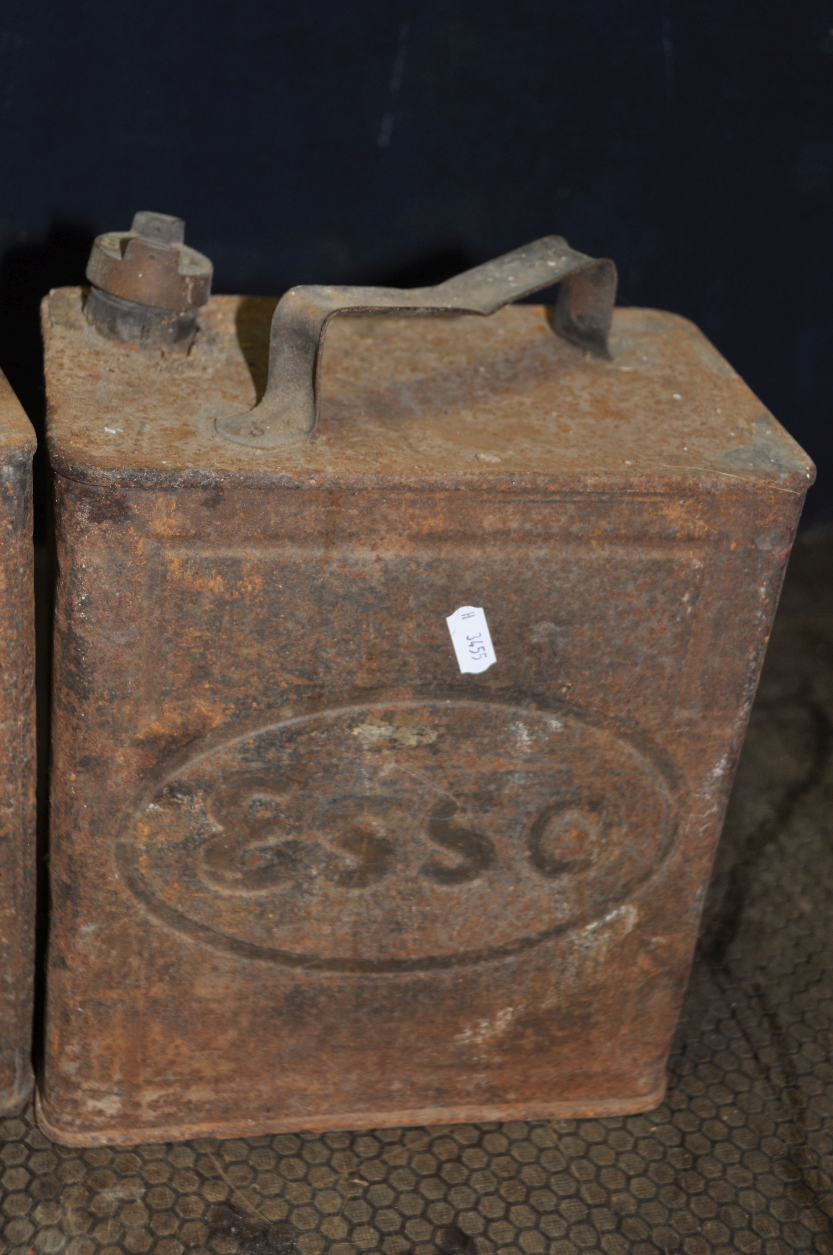 TEN VINTAGE FUEL AND OIL CANS including a Fina and a BP oil cans, two petrol cans, a Valor - Image 6 of 8