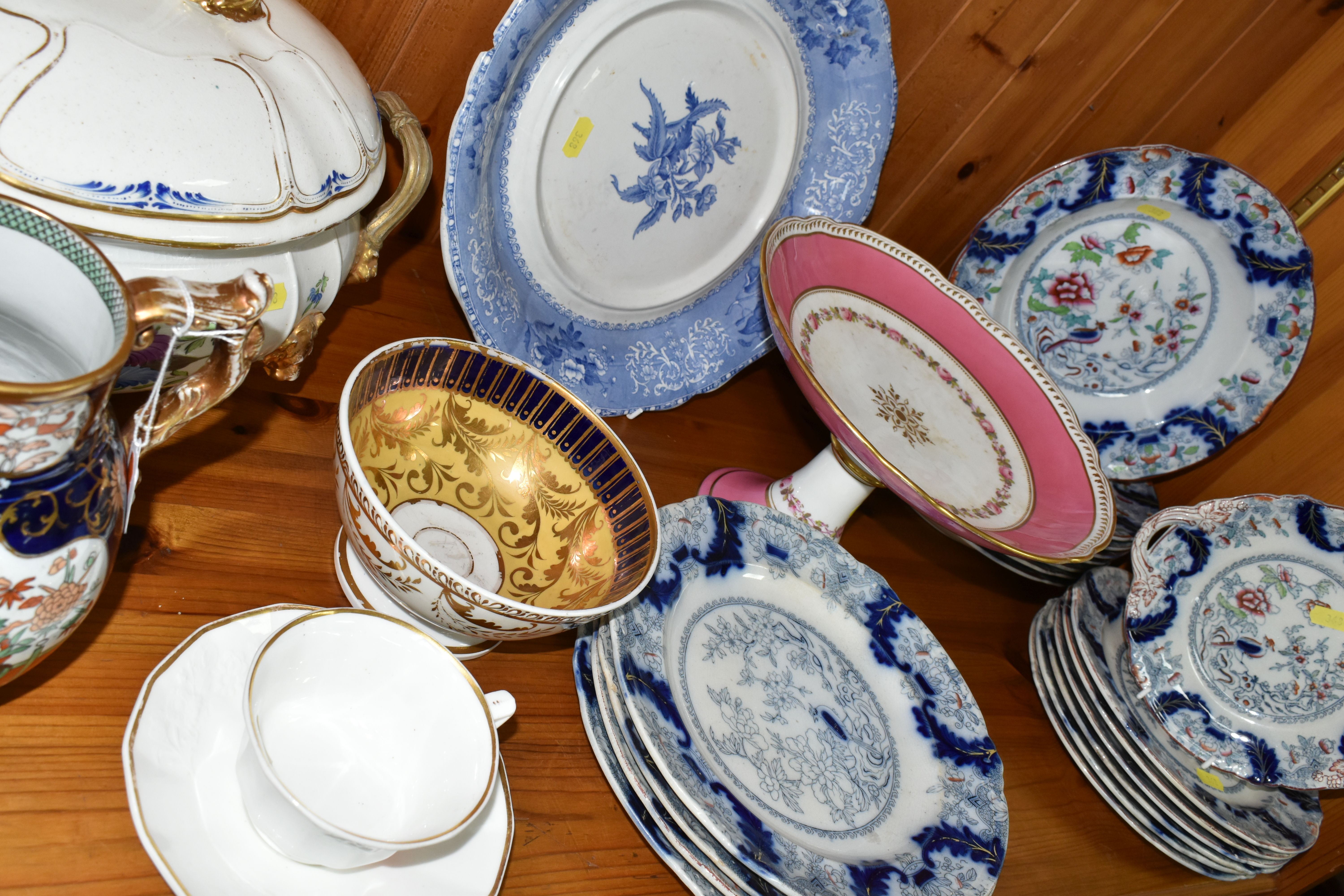 A COLLECTION OF 18TH AND 19TH CENTURY PORCELAIN AND CERAMICS, comprising a c1835 Mason's ironstone - Image 2 of 6