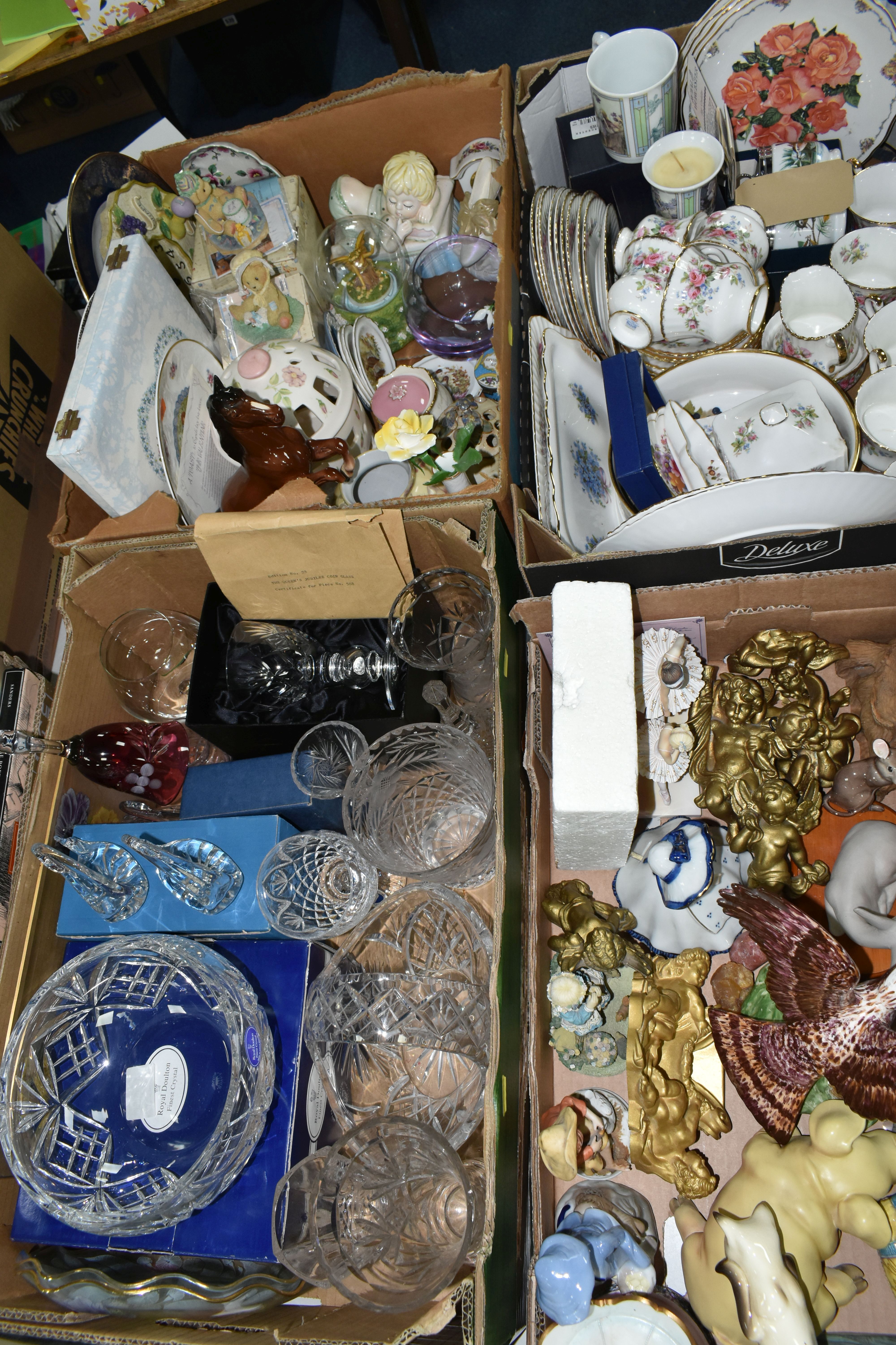 FOUR BOXES AND LOOSE CERAMICS AND GLASS, to include a Pendelfin Fruit Shop, Pendelfin rabbits: - Image 9 of 9