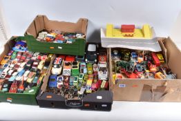 A QUANTITY OF UNBOXED AND ASSORTED PLAYWORN DIECAST & PLASTIC VEHICLES, to include a quantity of