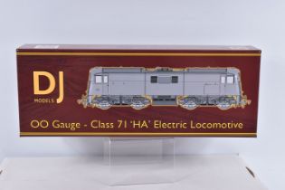 A BOXED DJ MODELS KMRC EXCLUSIVE, OO GAUGE CLASS 71 'HA' ELECTRIC LOCOMOTIVE, running no. E5002,