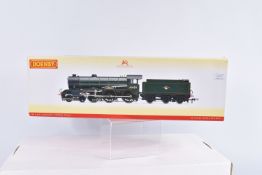 A BOXED HORNBY MODEL RAILWAYS OO GAUGE LOCOMOTIVE, BR 4-6-0 Class B17/6, 'Grimsby Town' no. 61650,