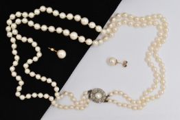 A CULTURED PEARL NECKLACE AND EARRINGS, a double strand graduated cultured pearl necklace, white