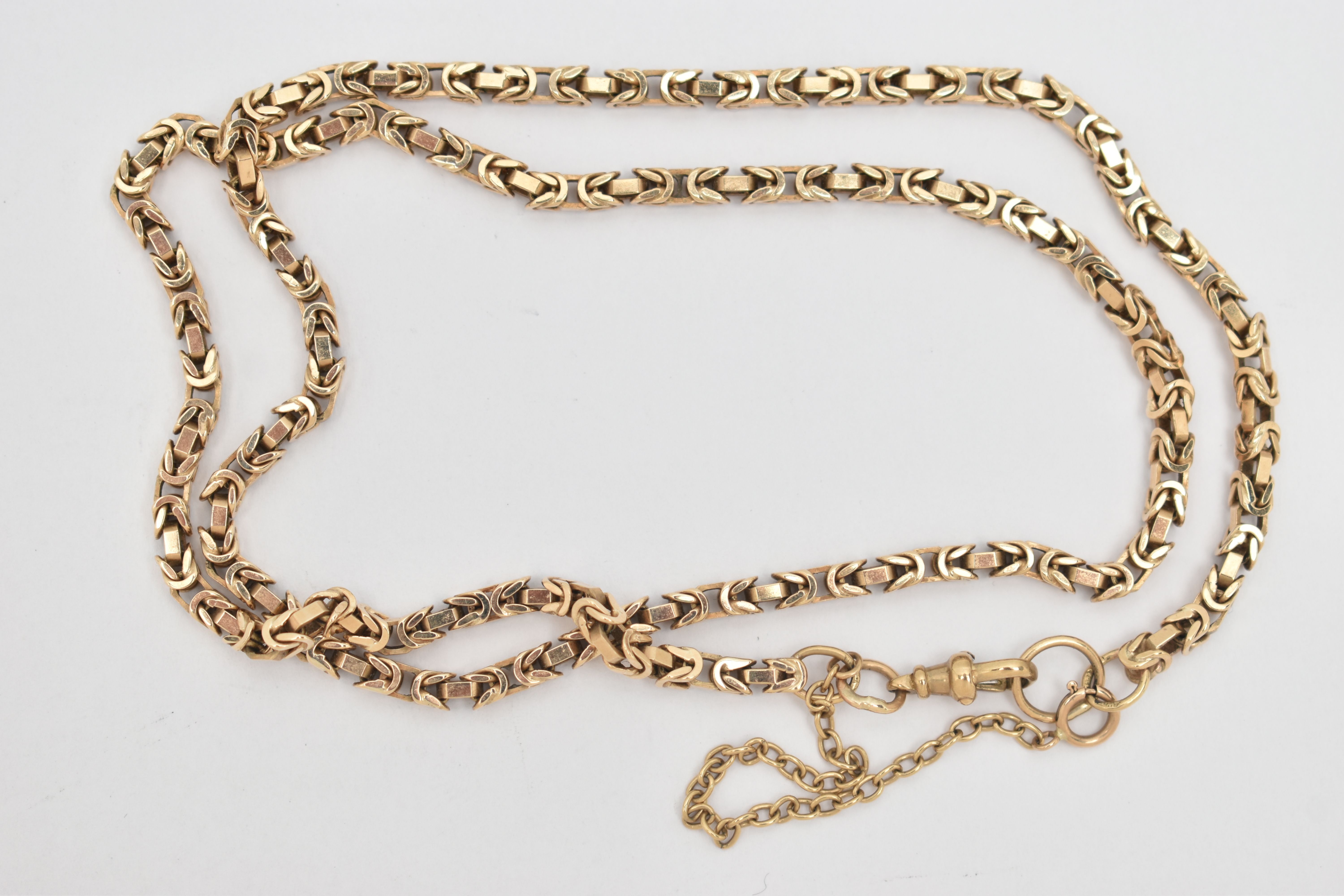 A 9CT YELLOW GOLD NECKLACE, designed as a Byzantine chain with lobster claw clasp, hallmarked 9ct