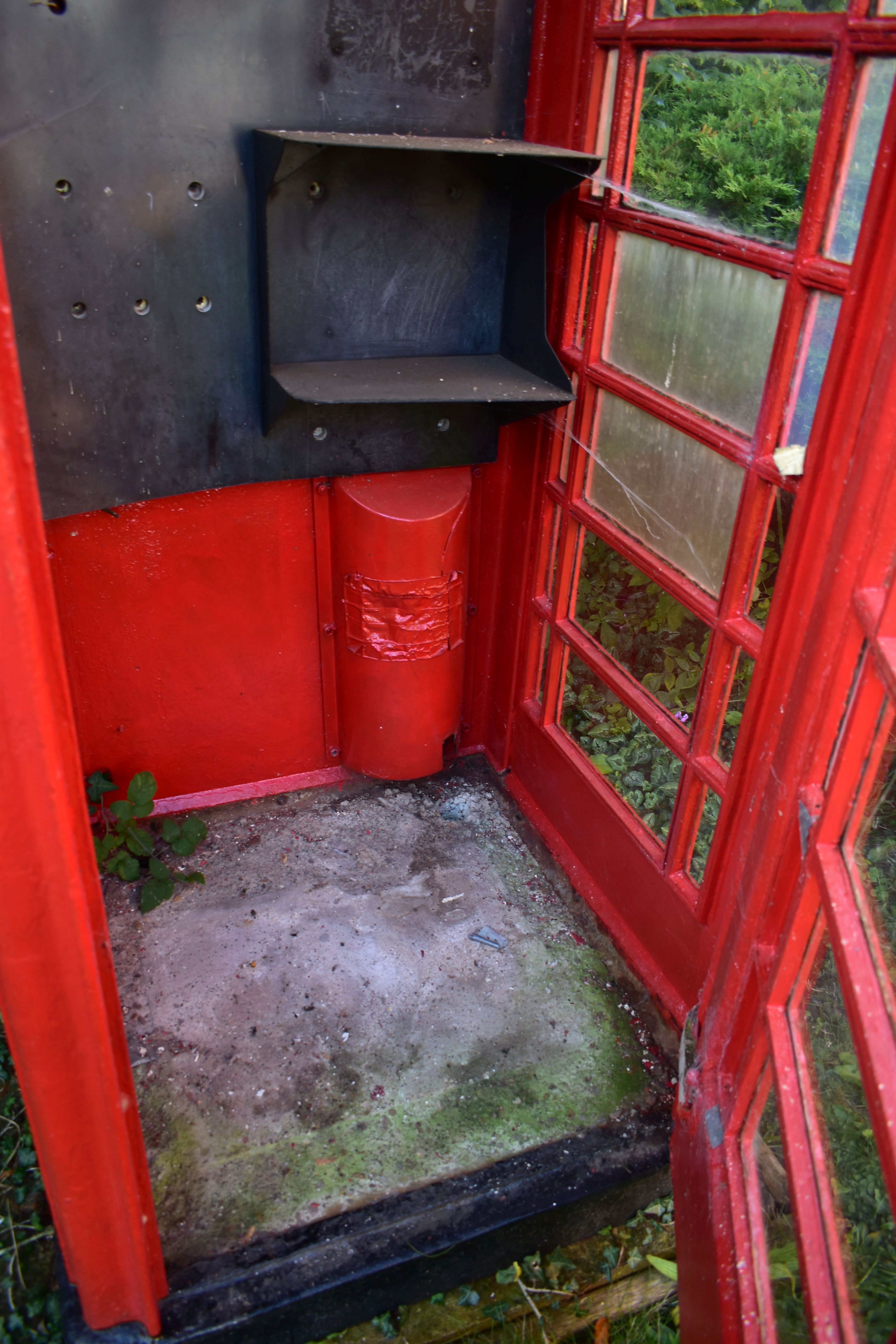 A K6 RED TELEPHONE BOX, the distinctive shape with a domed top, crown and telephone sign to all - Image 8 of 17