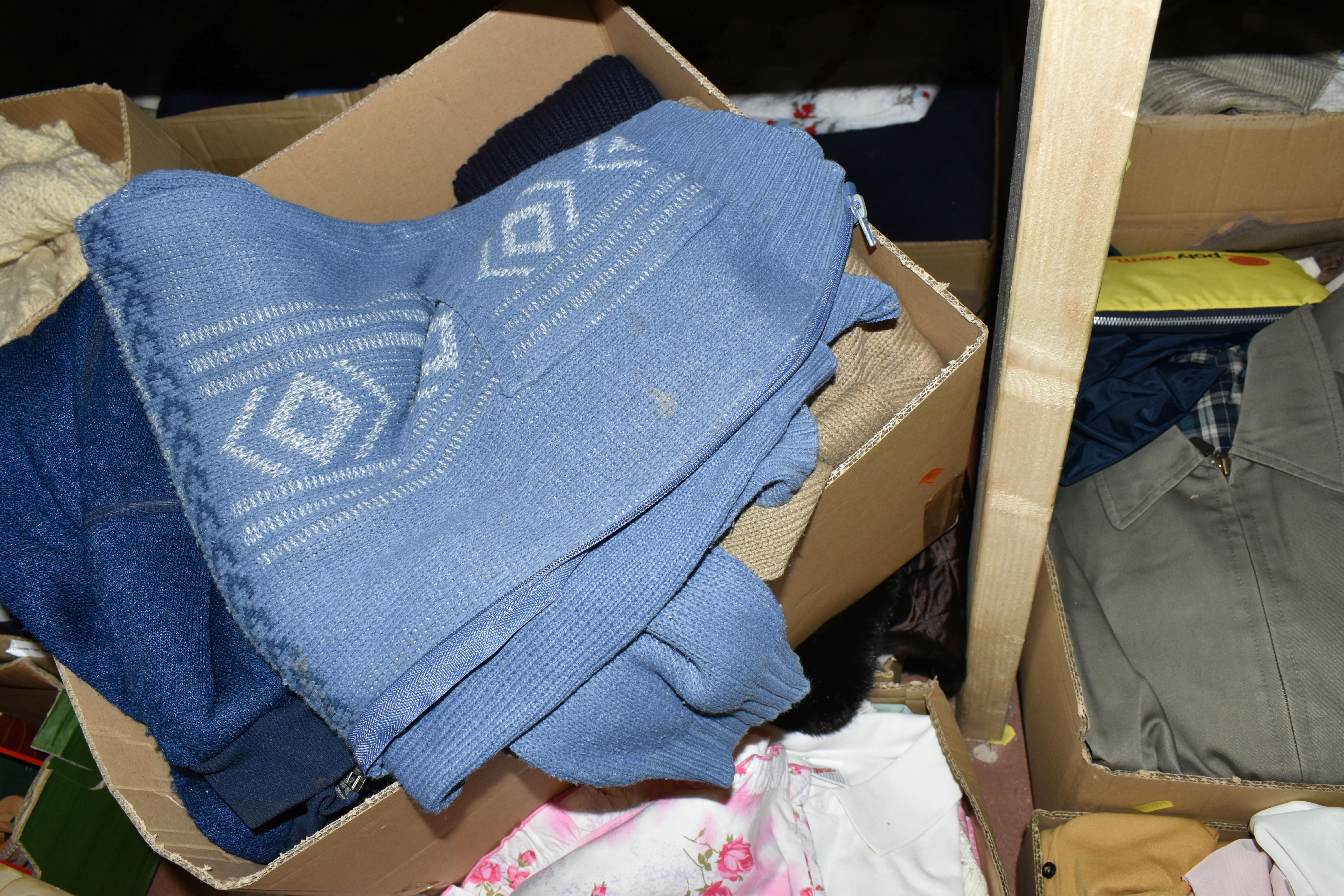 TEN BOXES OF CLOTHING, men's and ladies' clothes to include knitwear, coats, t-shirts, and trousers, - Image 6 of 7