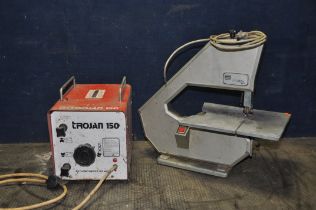 A VINTAGE BURDESS BBS-20 BANDSAW (working) and a Trojan 150 vintage arc welder (powers up but not