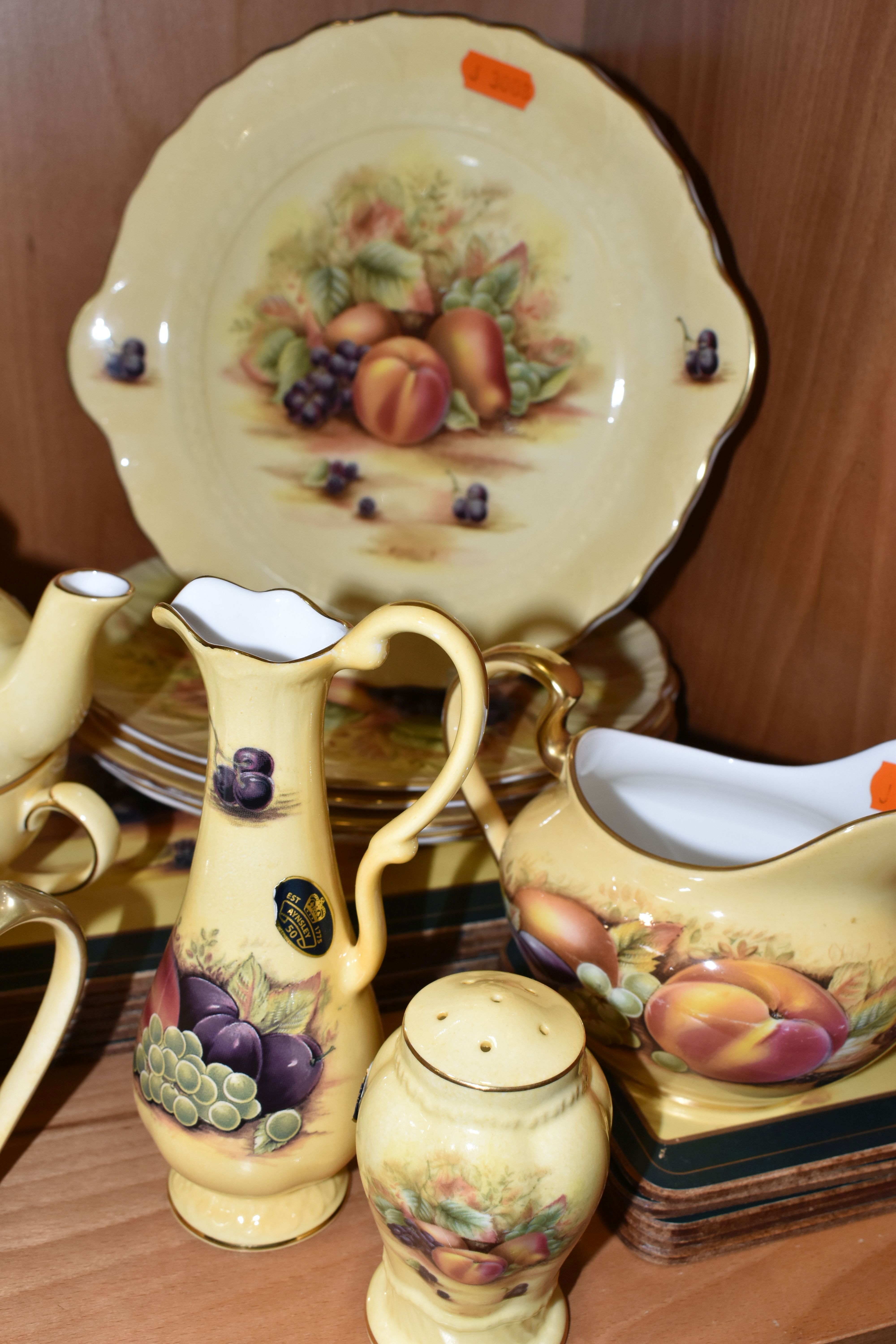 THIRTY EIGHT PIECES OF AYNSLEY ORCHARD GOLD TEA AND DINNER WARES, to include a tea for one teapot, - Image 9 of 11
