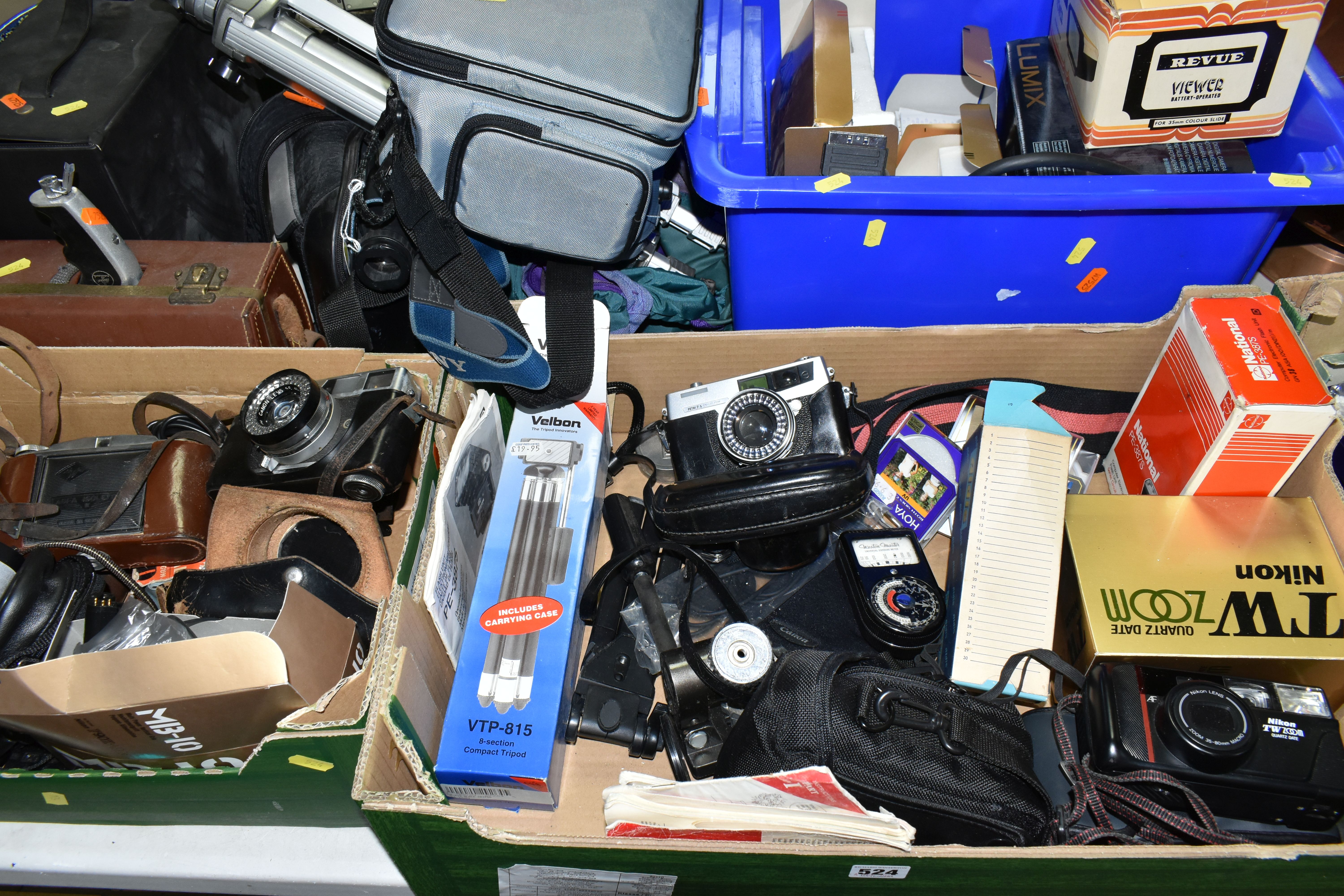 THREE BOXES AND LOOSE VINTAGE PHOTOGRAPHIC EQUIPMENT ETC, to include a Canon Canonet - dented top