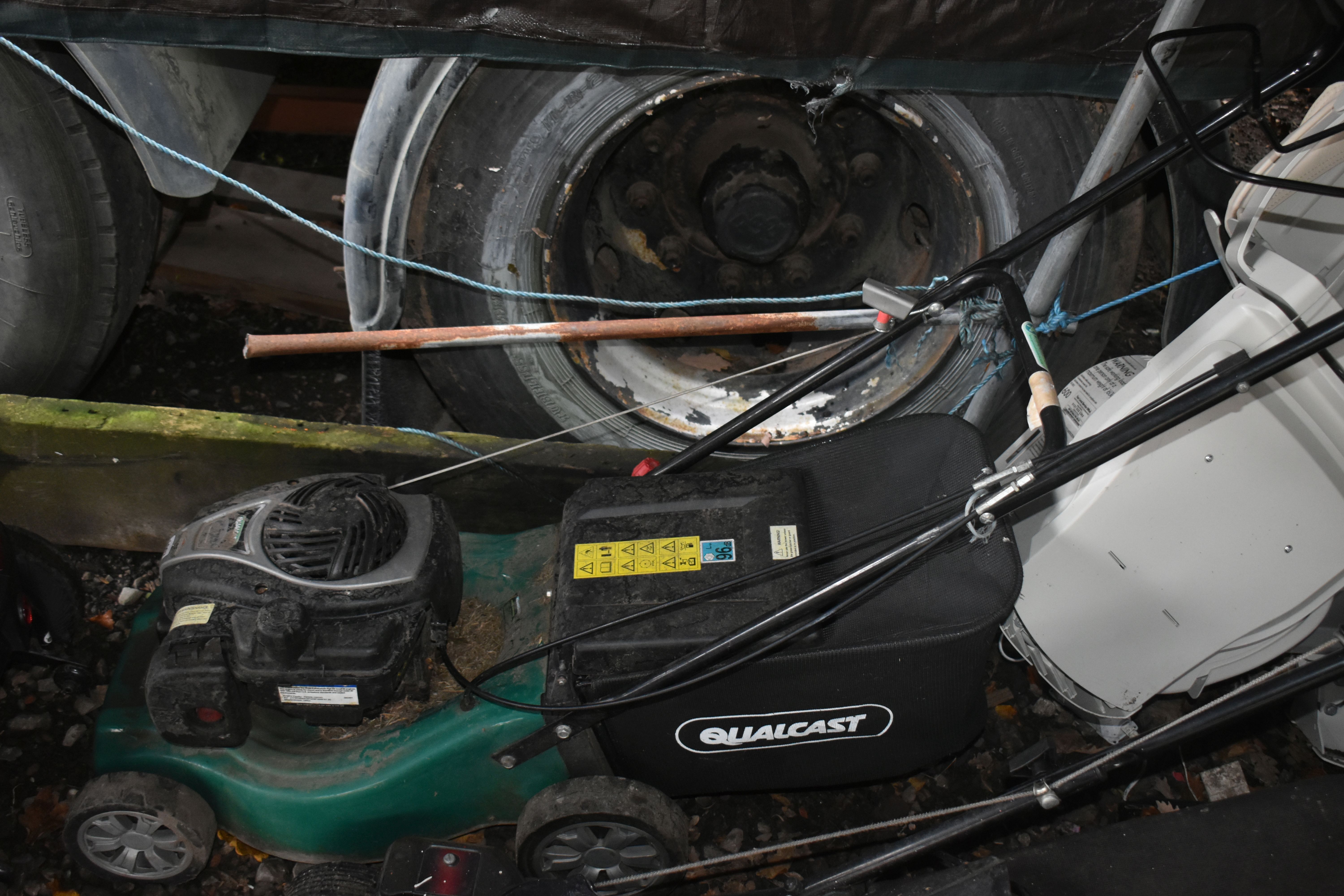 A QUALCAST 41CM SELF PROPELLED PETROL LAWNMOWER (condition report: engine turns, untested any