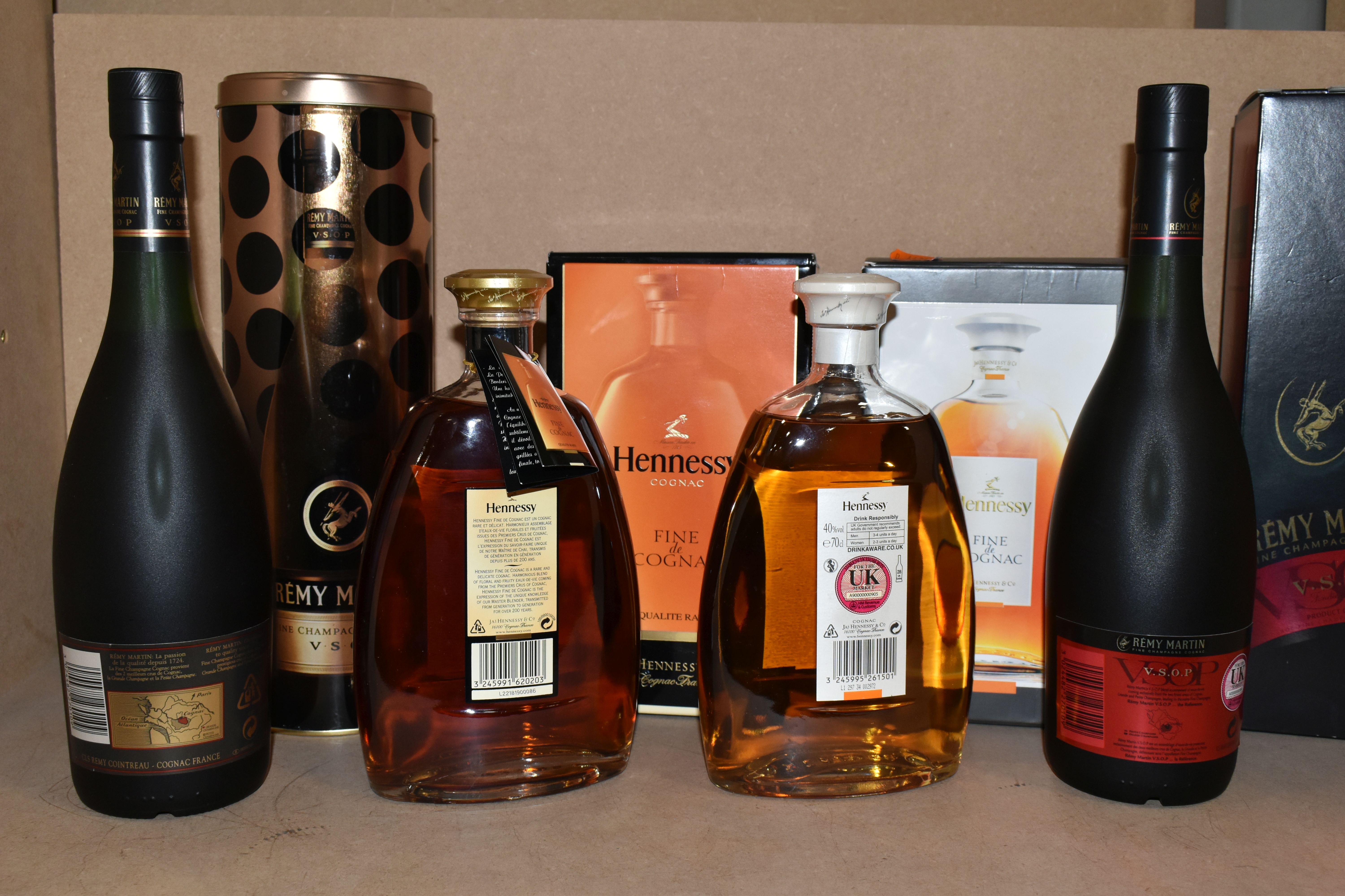 FOUR BOTTLES OF COGNAC comprising two botttles of Hennessy Fine de Cognac 40% vol. 70cl and two - Image 2 of 4