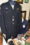 VINTAGE BRITISH RED CROSS UNIFORM, MILITARY AND OTHER BUTTONS, BADGES, ETC, TOGETHER WITH ASSORTED