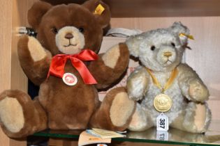 TWO STEIFF COLECTORS TEDDY BEARS, comprising a Millenium bear with gold coloured medallion and