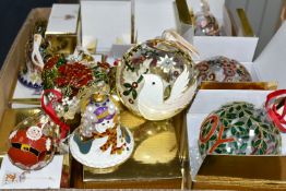 A BOX OF THIRTY BOXED ENESCO 'TREASURY ORNAMENTS' ENAMELLED GLASS CHRISTMAS TREE ORNAMENTS, two of