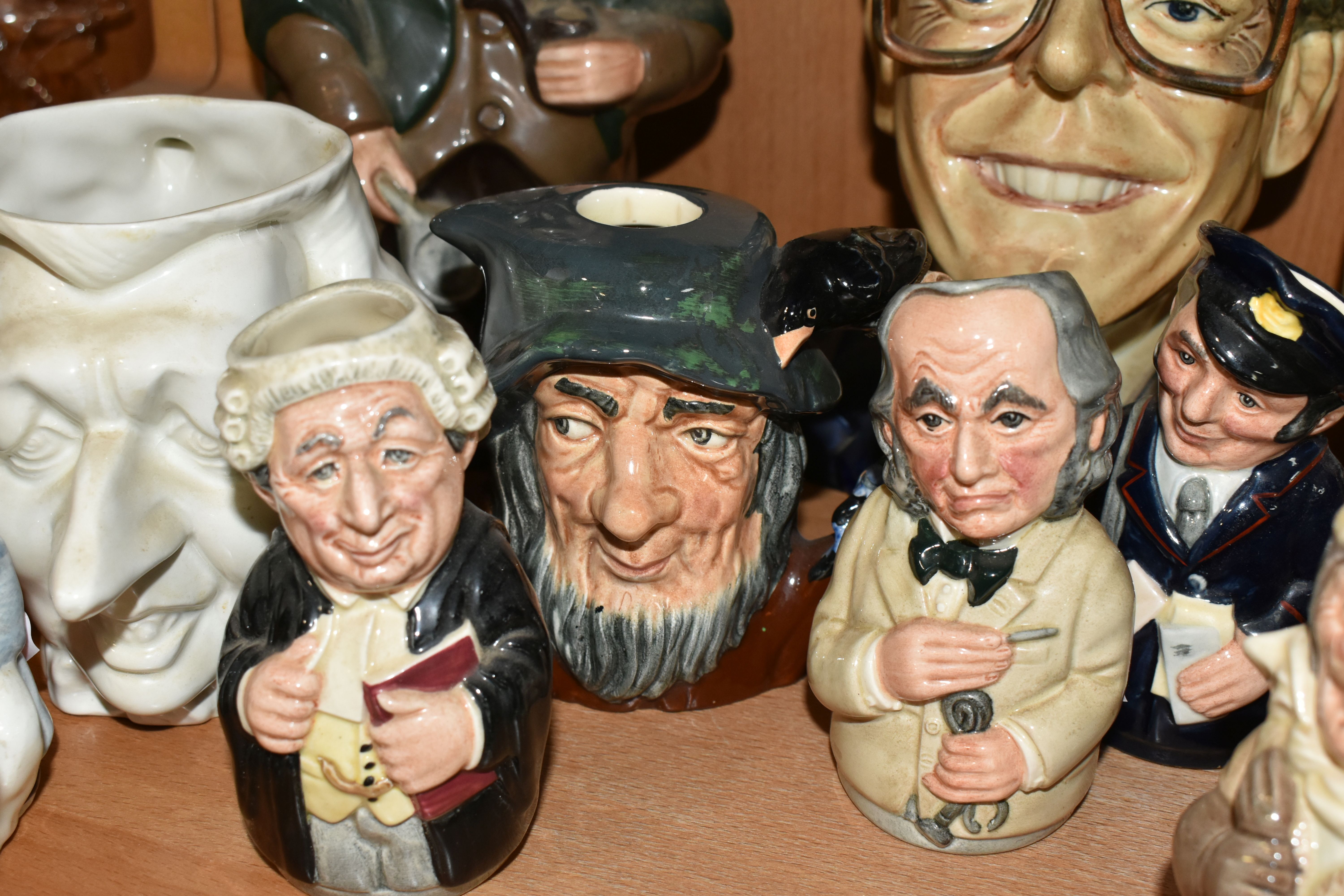 A COLLECTION OF SMALL NOVELTY TEAPOTS, CHARACTER AND TOBY JUGS, fourteen pieces to include Royal - Image 6 of 7