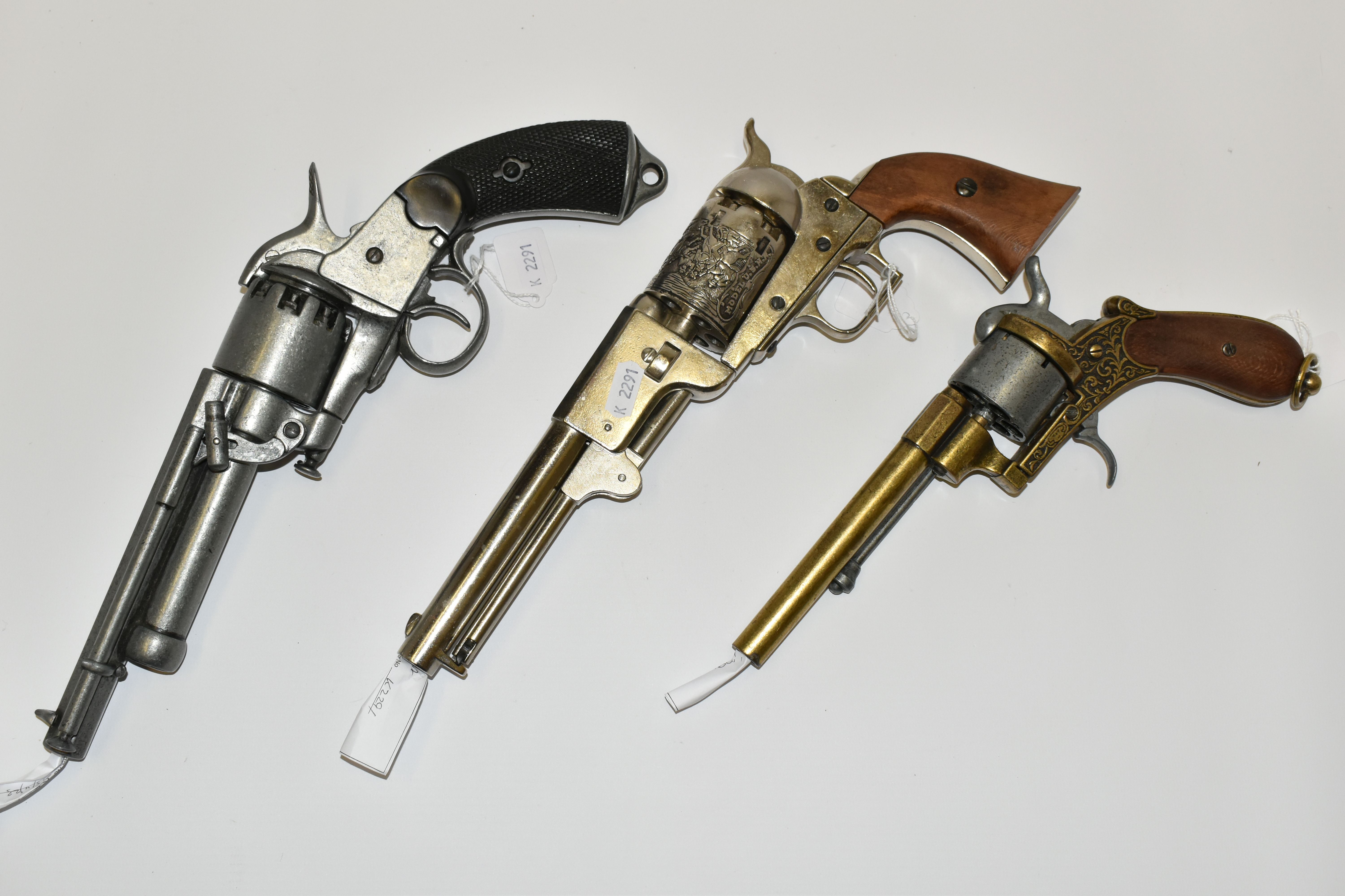 THREE WHITE METAL REPLICA REVOLVERS, designed so they are incapable of conversion to fire live - Image 8 of 11