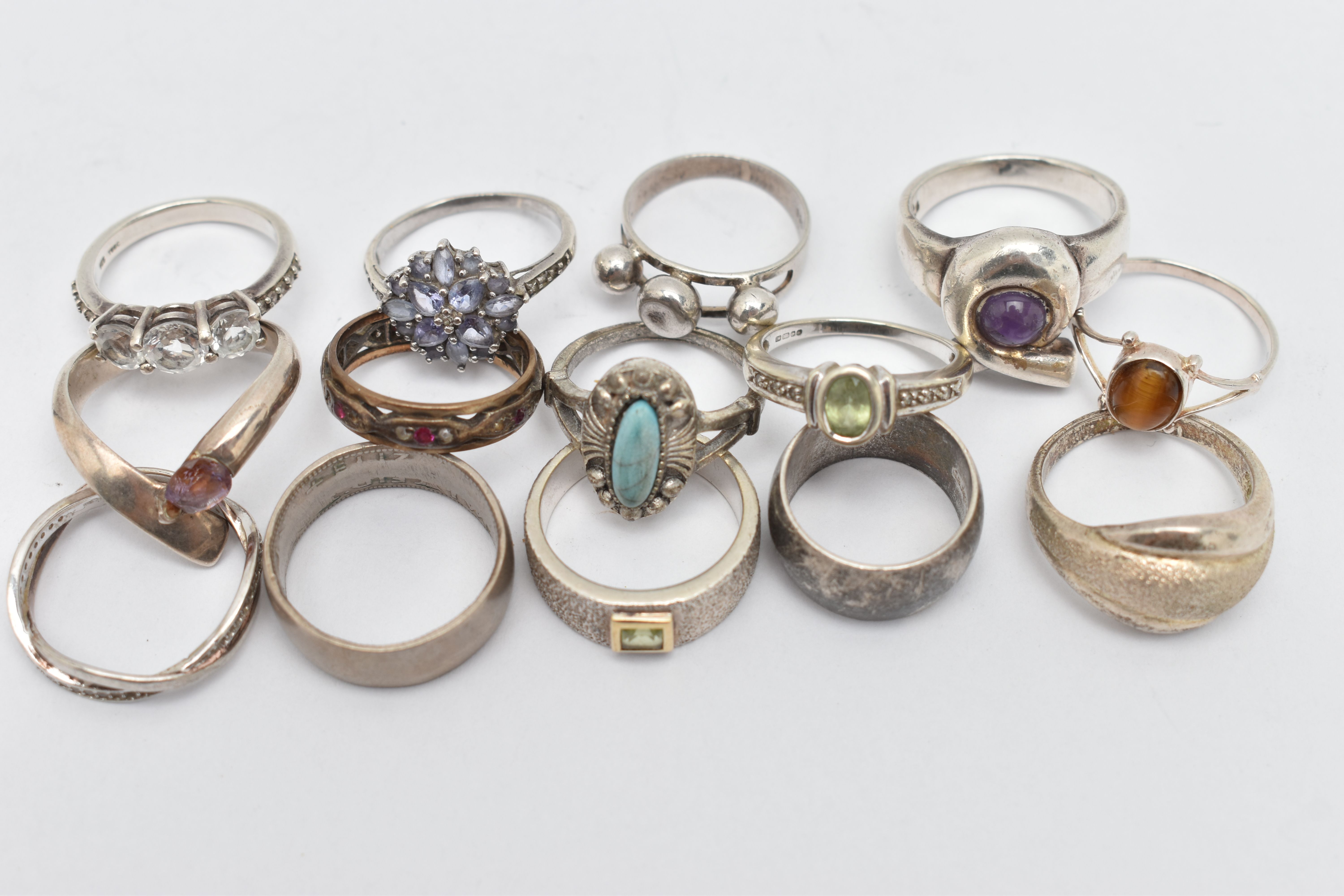 AN ASSORTMENT OF SILVER AND WHITE METAL RINGS, to include two silver gem set rings, both hallmarked, - Image 3 of 3