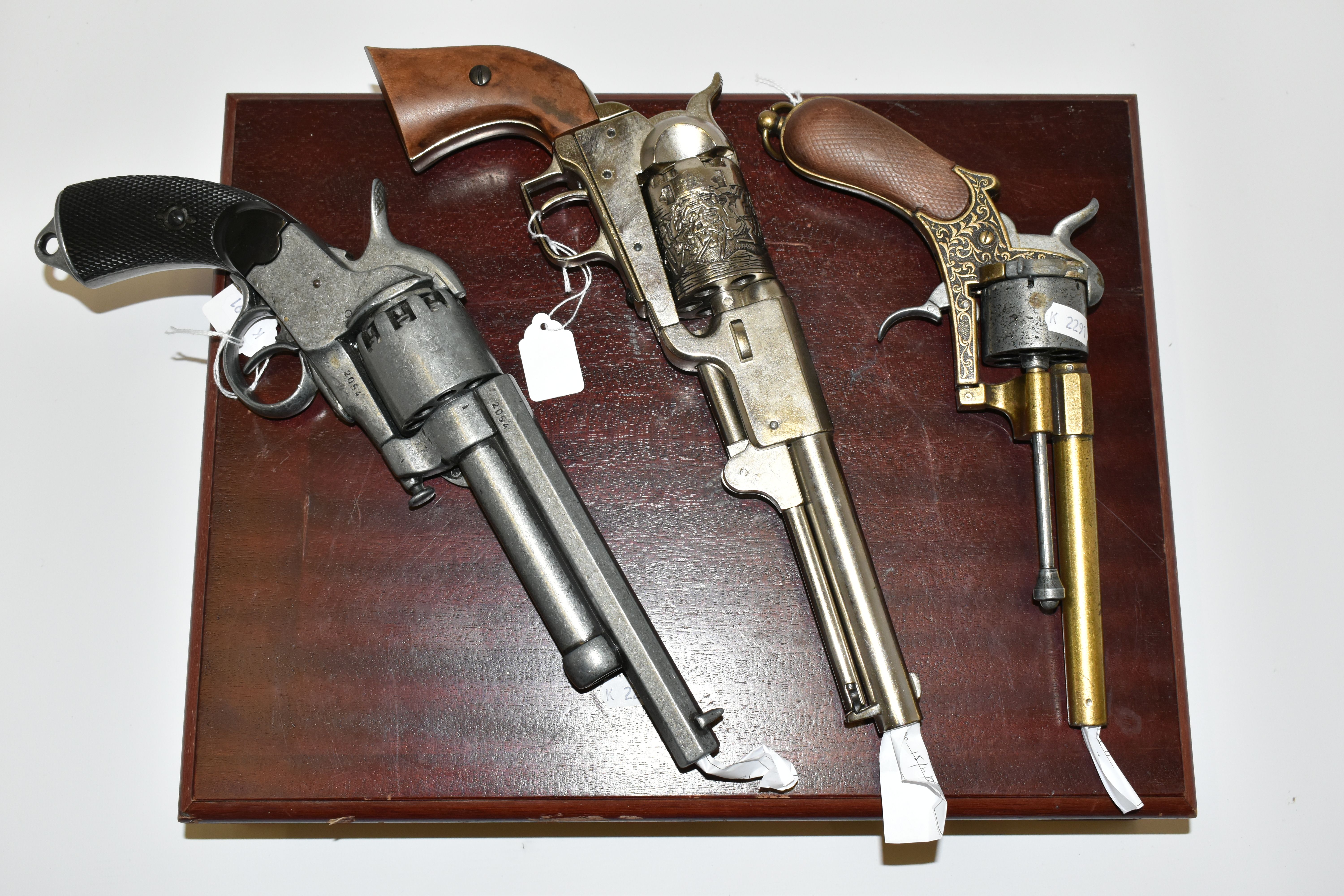 THREE WHITE METAL REPLICA REVOLVERS, designed so they are incapable of conversion to fire live - Image 2 of 11