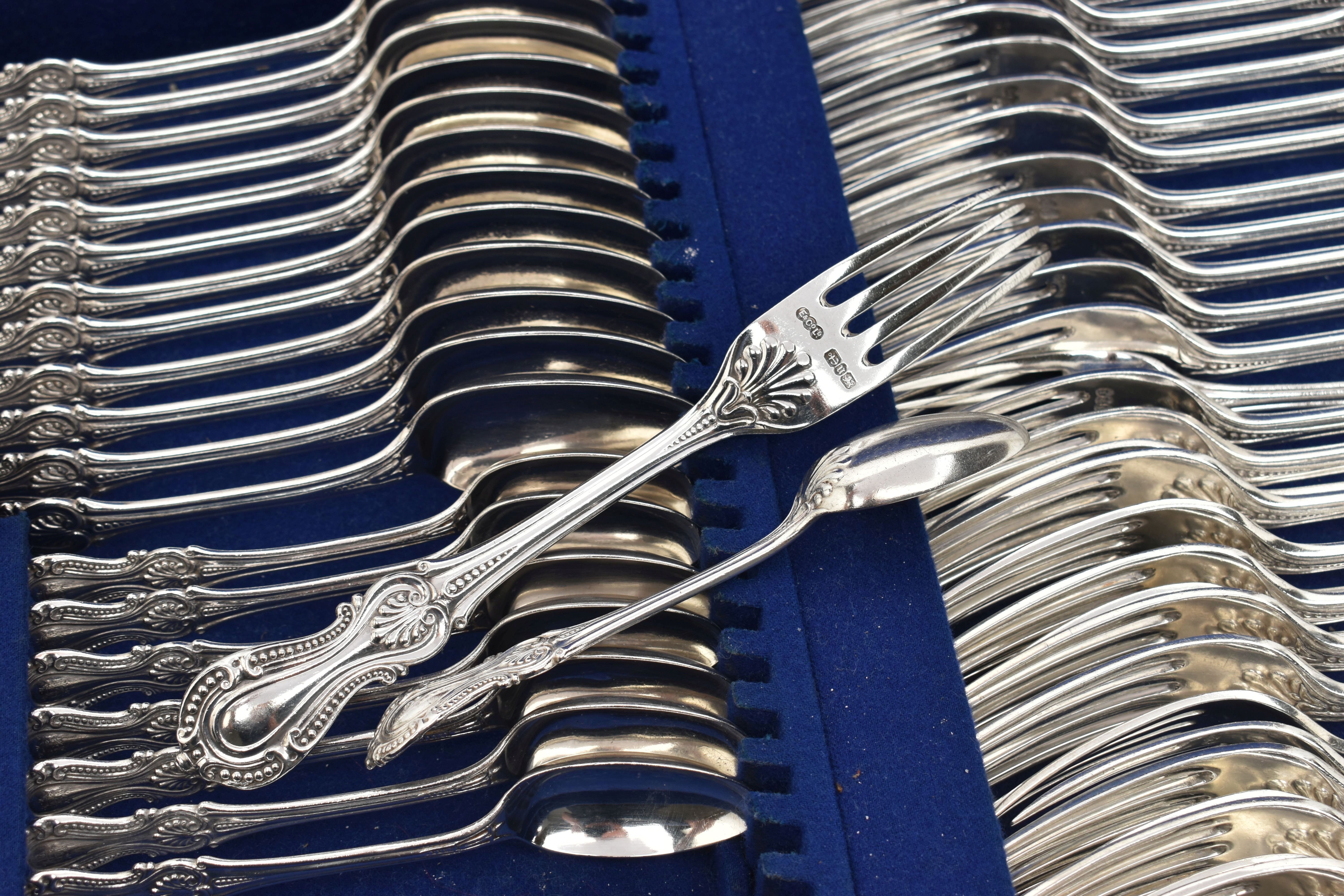 A LATE 19TH CENTURY OAK CASED THREE TIER CANTEEN OF LATE 19TH AND EARLY 20TH SILVER FLATWARE BY - Image 4 of 12