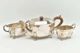 A SILVER 'MAPPIN & WEBB' THREE PIECE TEA SET, comprising of a teapot, sugar bowl and milk jug,