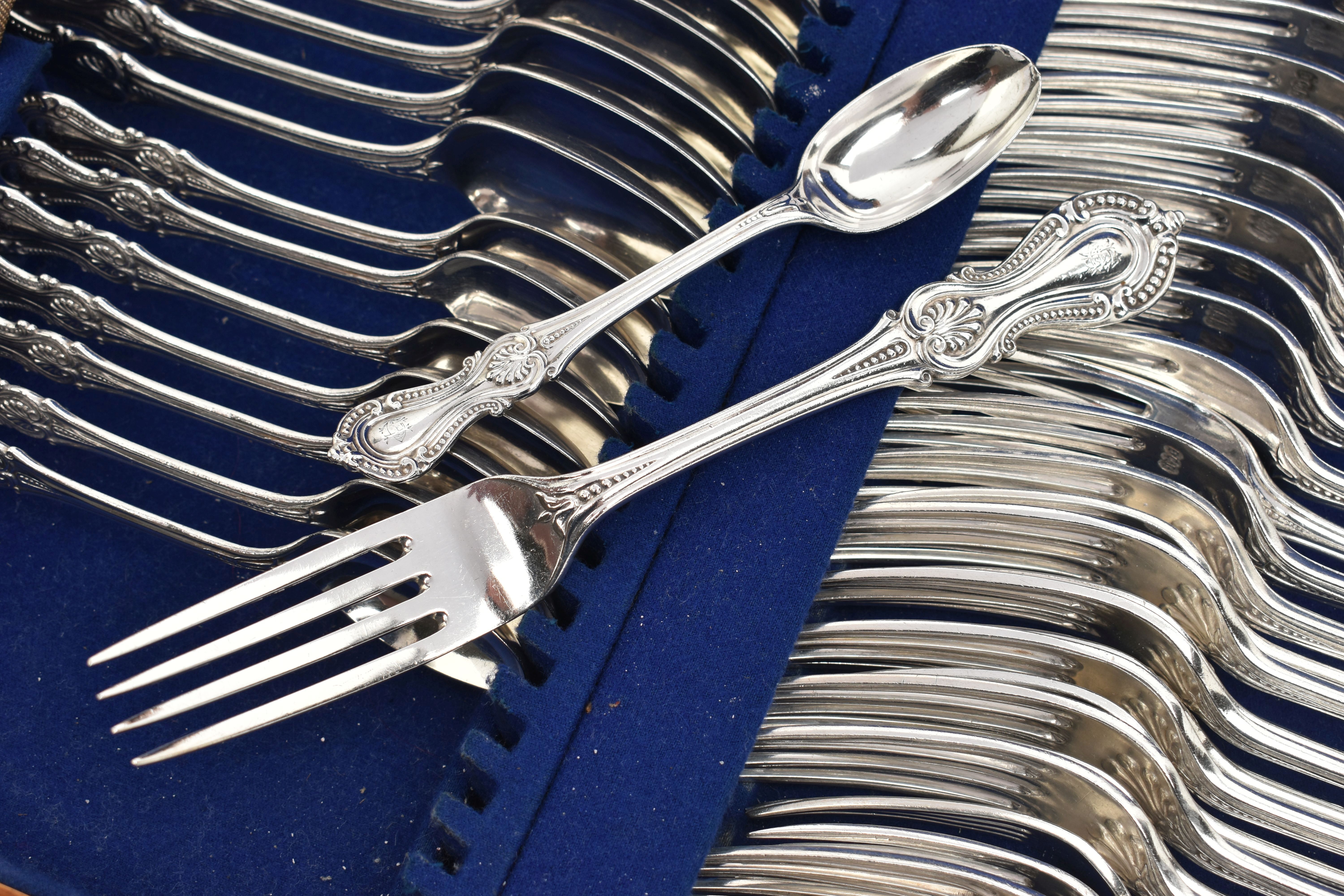 A LATE 19TH CENTURY OAK CASED THREE TIER CANTEEN OF LATE 19TH AND EARLY 20TH SILVER FLATWARE BY - Image 3 of 12