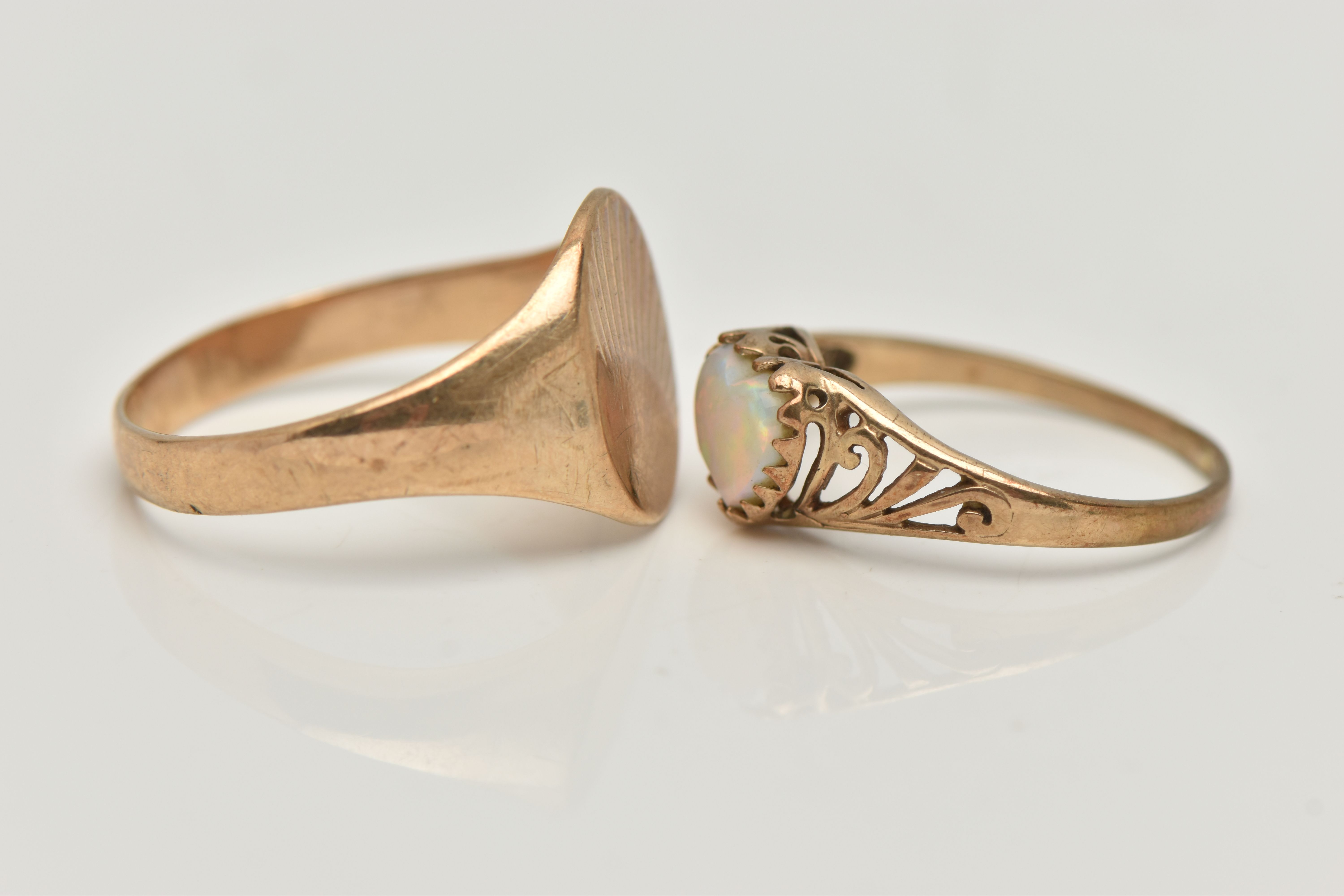 TWO 9CT YELLOW GOLD RINGS, to include a 9ct gold single stone ring set with a heart shaped opal (AF) - Image 2 of 4