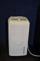 A CARLTON DH2400 DEHUMIDIFIER height 52cm (PAT pass and working)