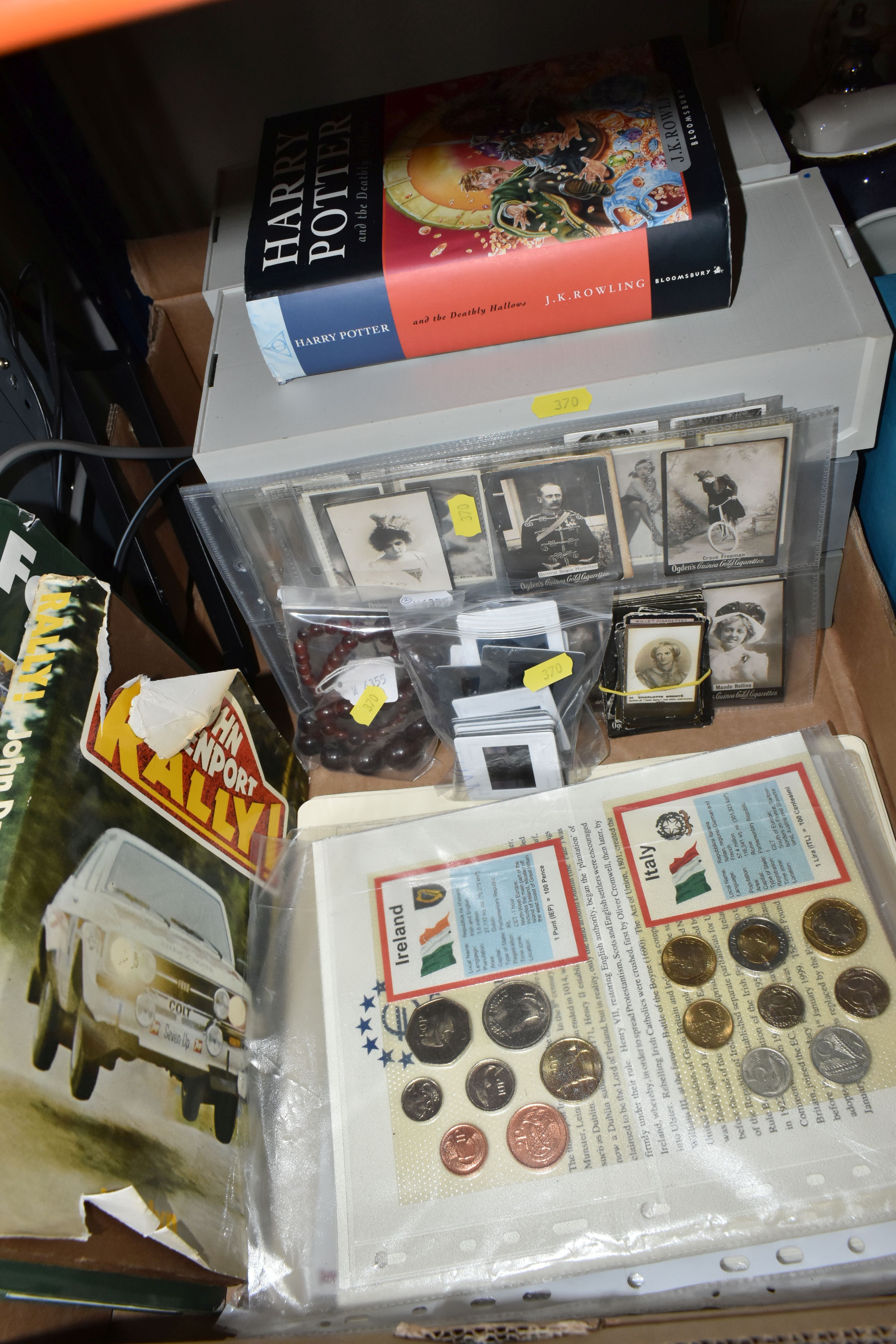 TWO BOXES OF MISCELLANEOUS SUNDRIES, to include five boxed pieces of Coalport 'Ming Rose' pattern - Image 4 of 10