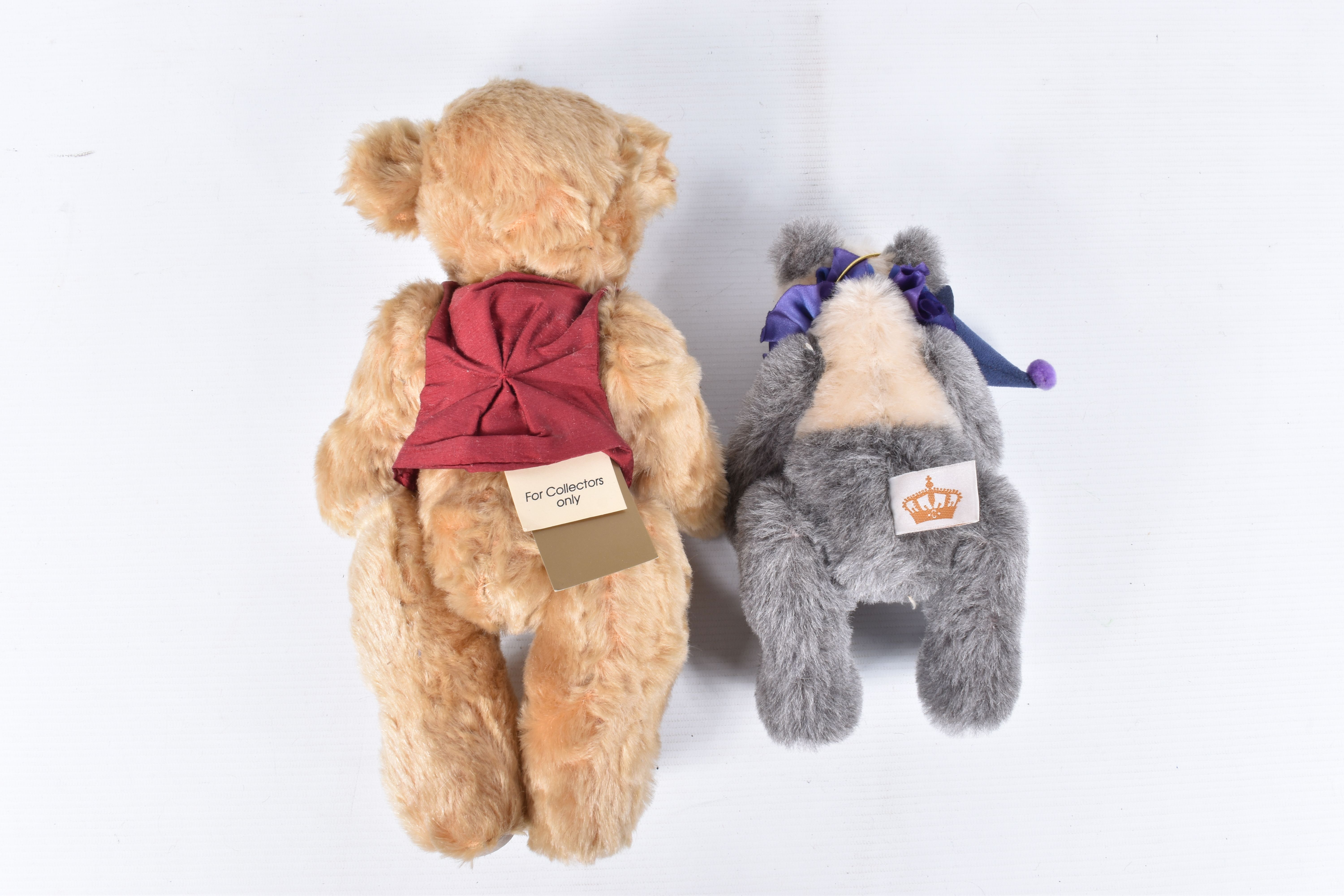 A QUANTITY OF MODERN TEDDY BEARS AND SOFT TOYS, to include the Cotswold Bear Co. and Bedford - Image 6 of 9