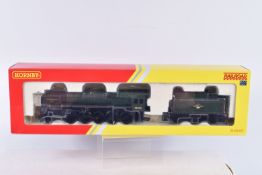 A BOXED OO GAUGE HORNBY RAILWAY MODEL CLASS 9F 2-10-0, no. 92220 'Evening Star, in BR Green with