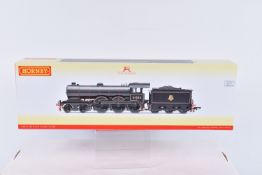A BOXED OO GAUGE HORNBY RAILWAY MODEL BR EARLY B12 4-6-0 CLASS LOCOMOTIVE, no. 61533, in BR Black