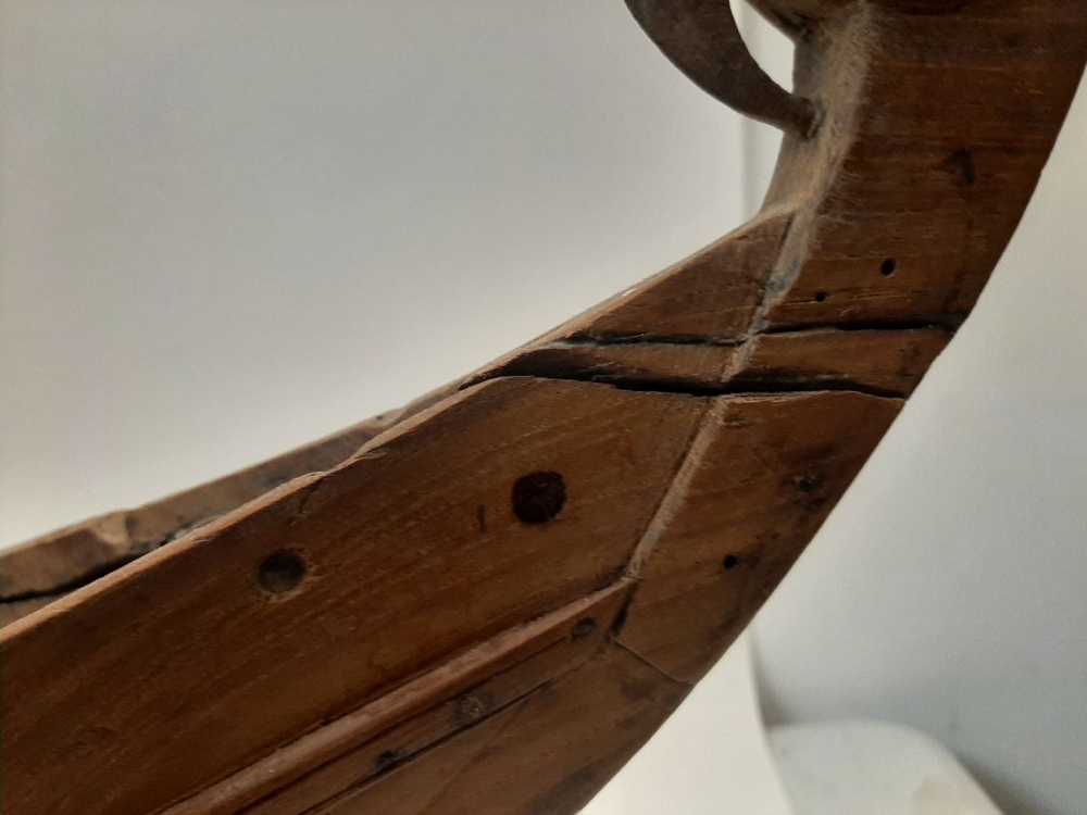 A large carved wood model of a Chinese Dhow, 20th century, having twin masts, at fault and missing - Image 8 of 10