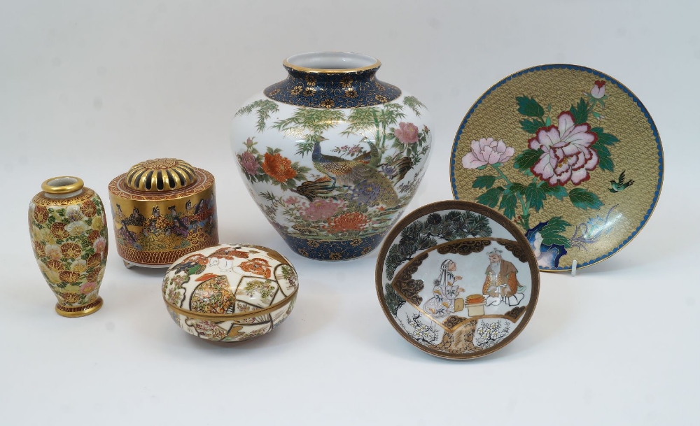 A group of Japanese ceramics, 20th century, comprising: three pieces of satsuma wares - a box and