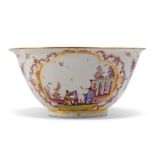 A Meissen porcelain chinoiserie waste-bowl, c.1724, gilders 93. mark, painted in the manner of J....