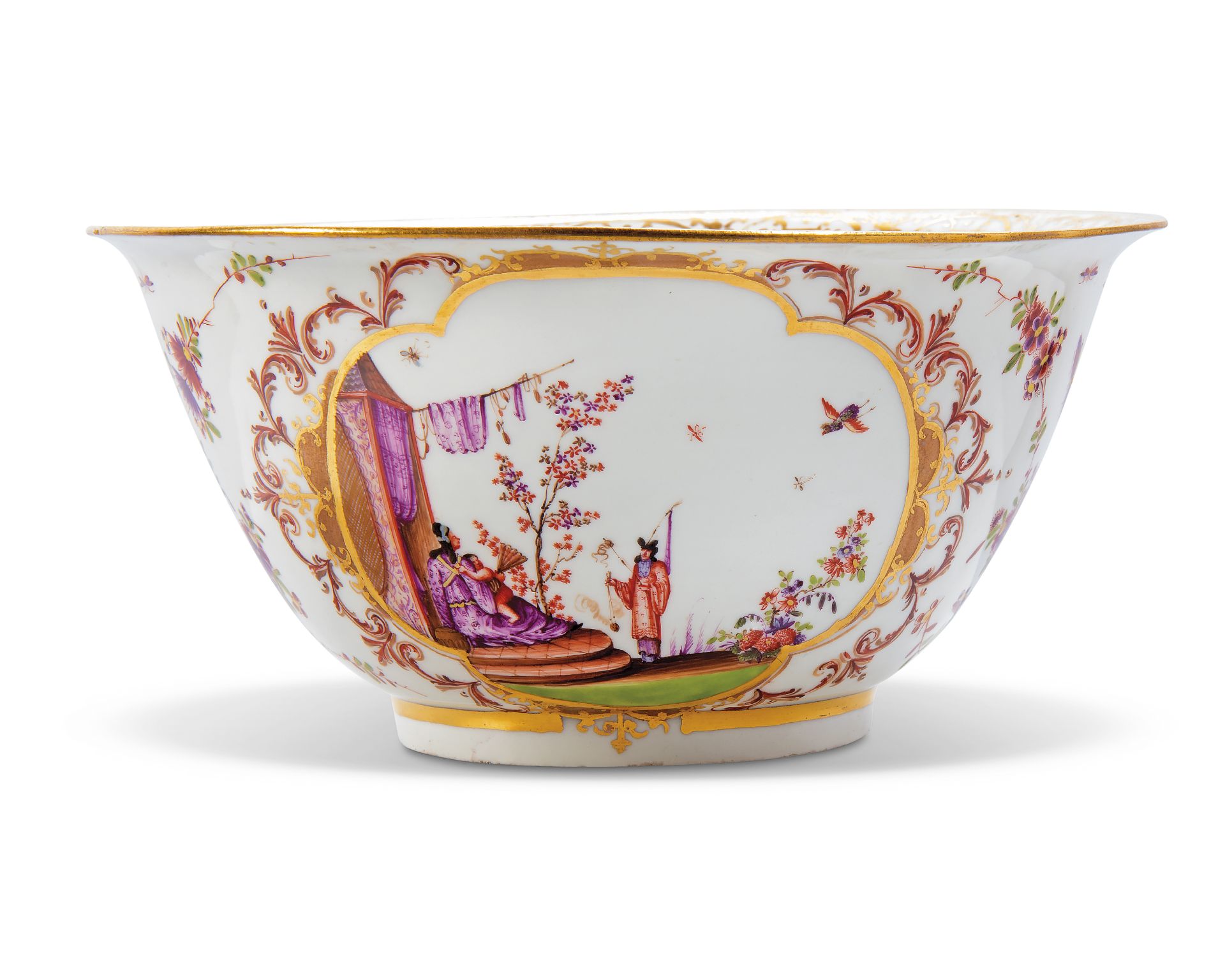 A Meissen porcelain chinoiserie waste-bowl, c.1724, gilders 93. mark, painted in the manner of J.... - Image 2 of 4