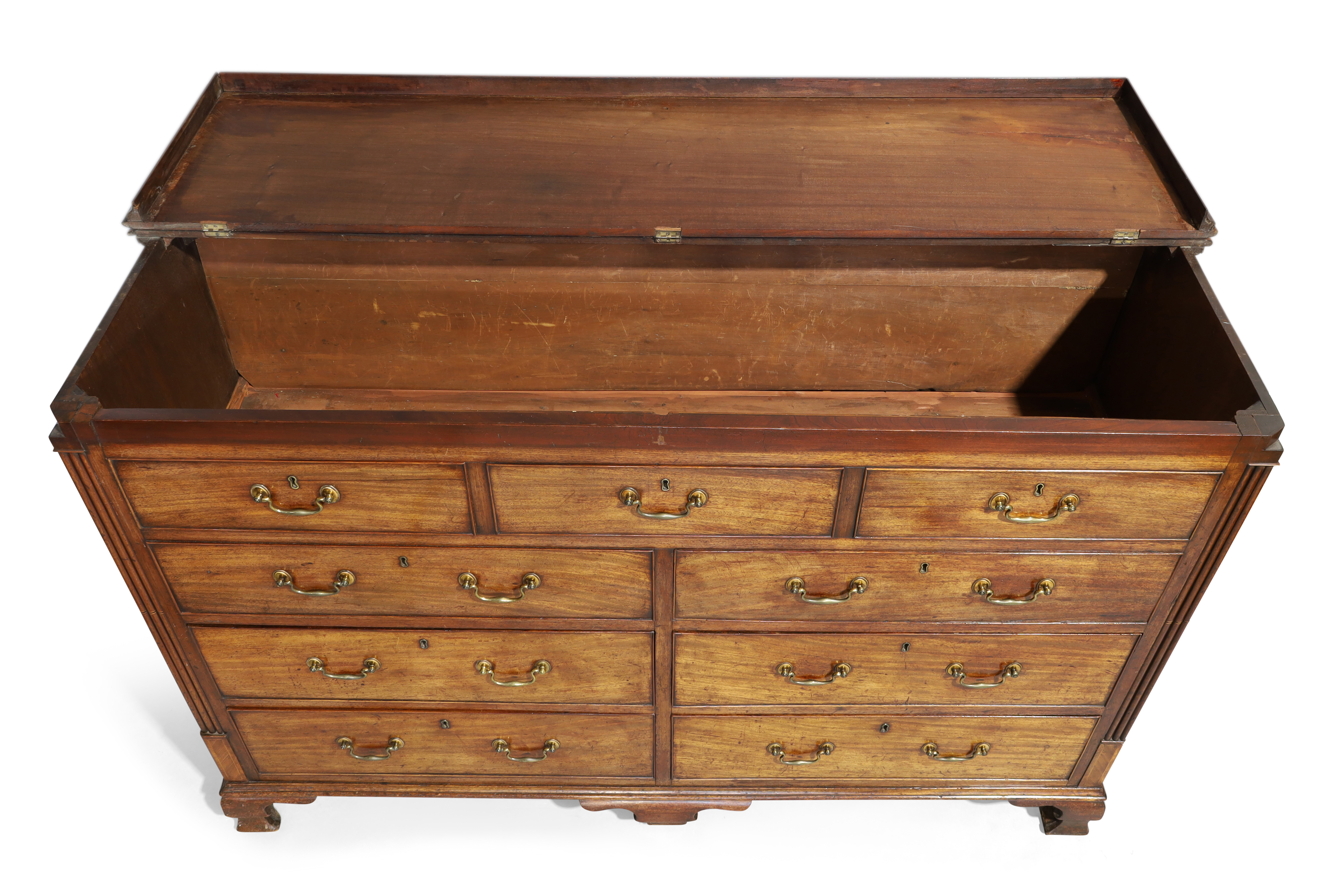 A George III mahogany Lancashire mule chest - Image 3 of 3