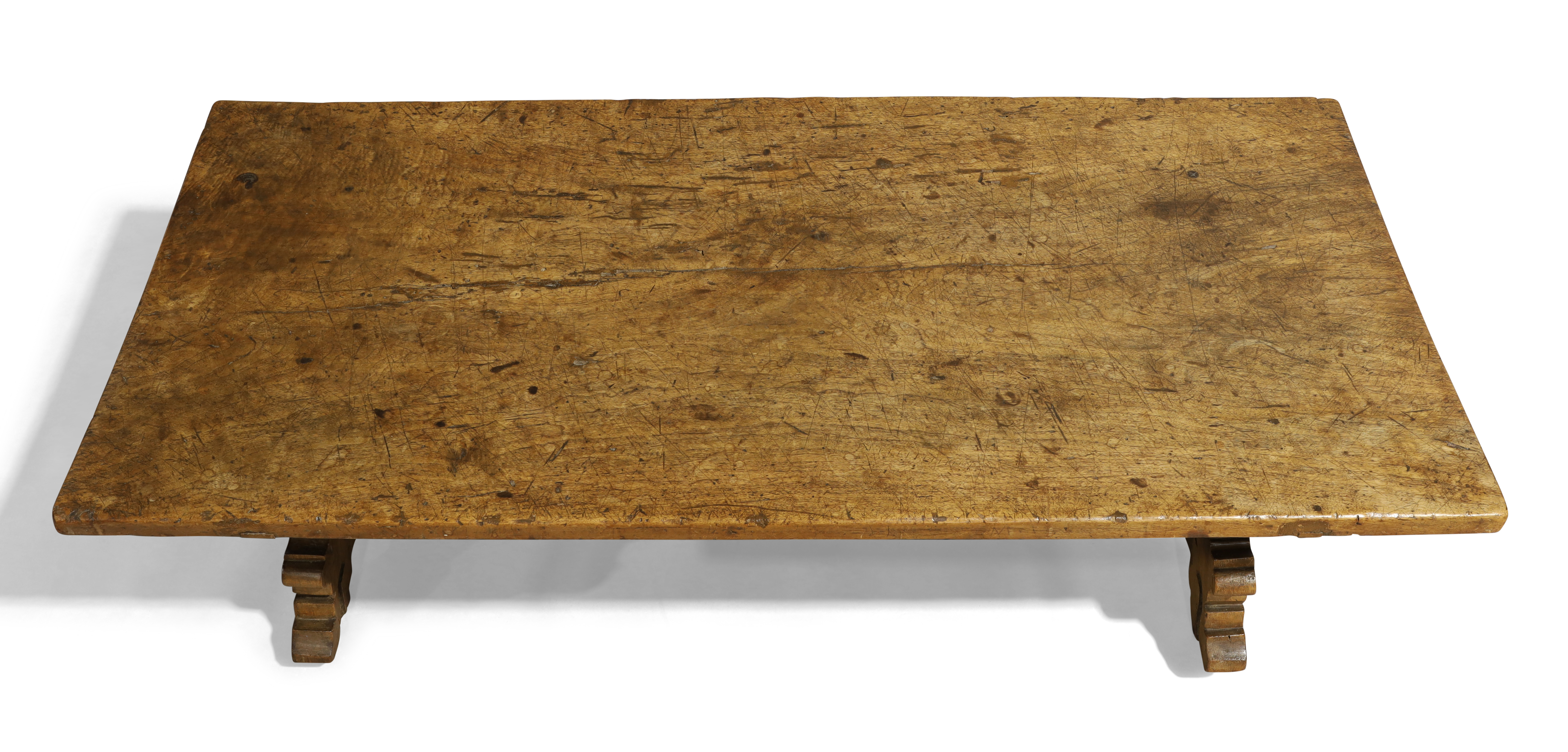 A Spanish Baroque walnut low table - Image 2 of 2