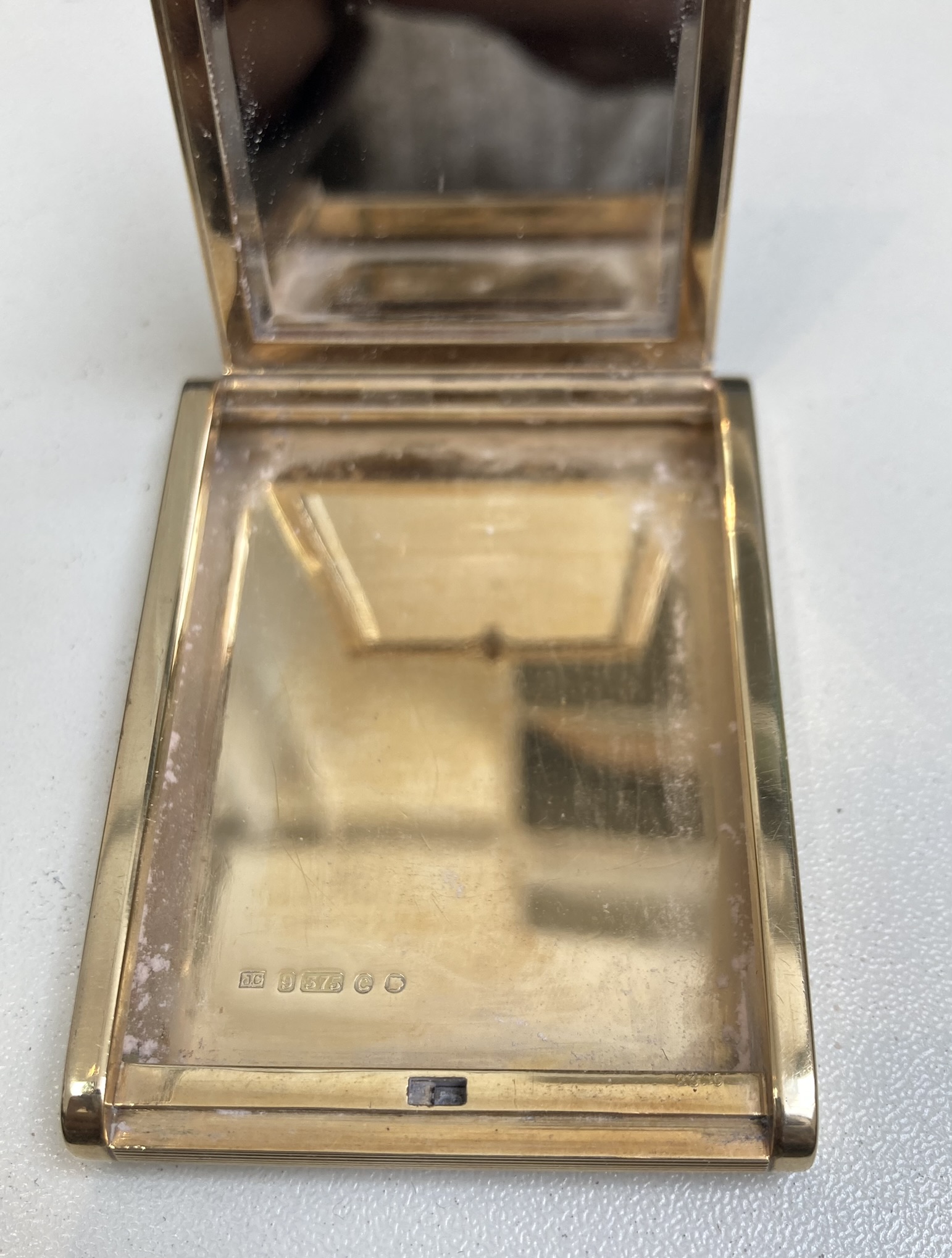 Cartier. A 9ct gold powder compact, - Image 7 of 10