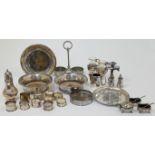 A group of silver and silver plate, to include: a George V silver circular salver, London, 1923, ...