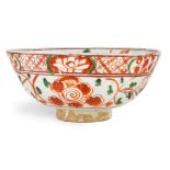 A Chinese Zhangzhou (Swatow) bowl Late Ming dynasty, 17th century Painted with red and green en...