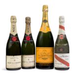 A selection of sparkling wines, to include: NV Moet & Chandon, a single bottle of Premiere Cuvée ...