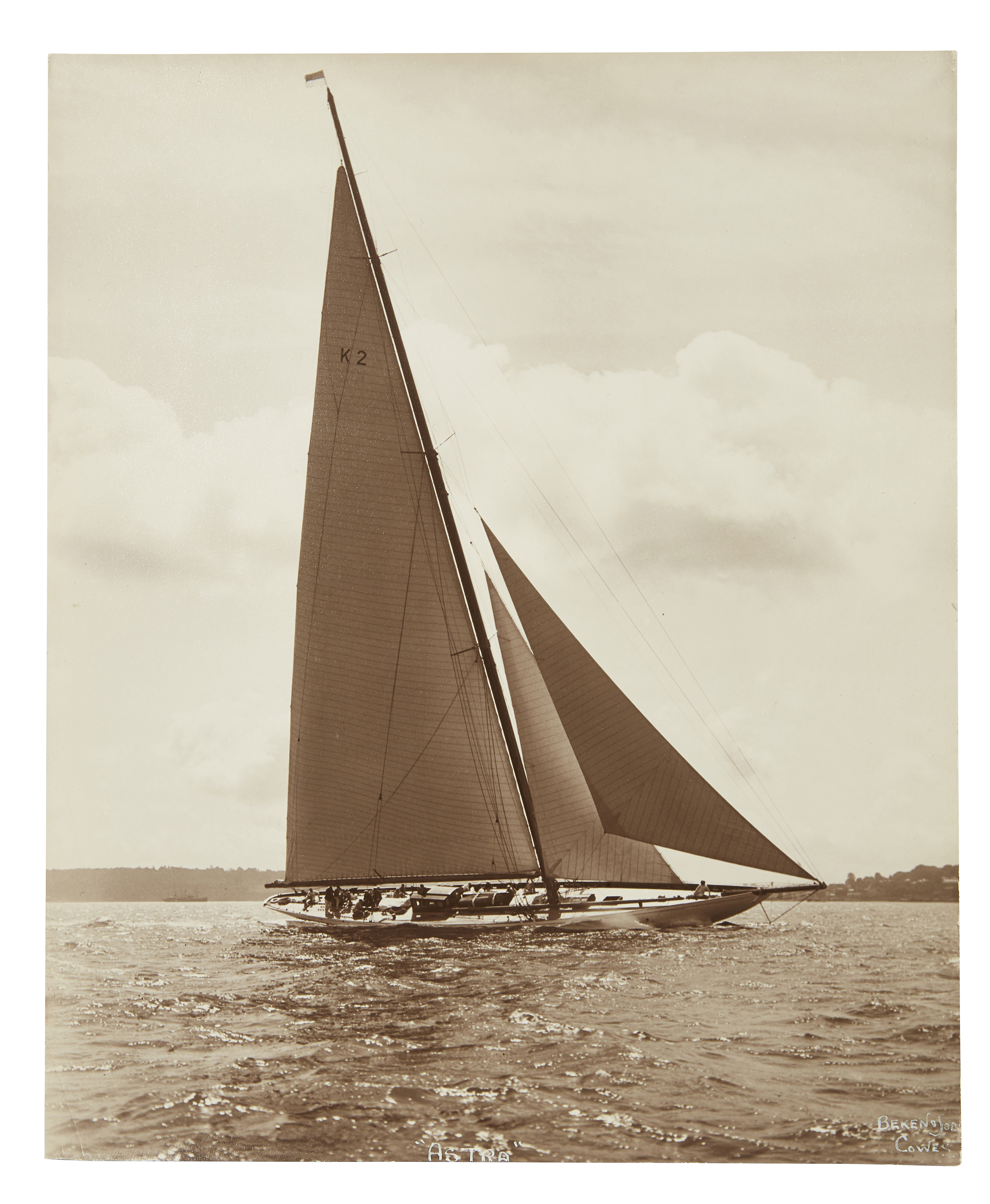 Beken and Sons of Cowes, British 19th / 20th century, Hugh F. Paul's yacht Astra, port tack, 192...