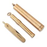 A group of 9ct gold items, comprising: a 9ct gold pen knife, Birmingham, 1929, E. Baker & Son, 5....