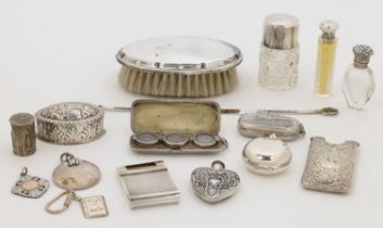 A group of silver and white metal oddments, to include: a Victorian silver trinket box, Birmingha...