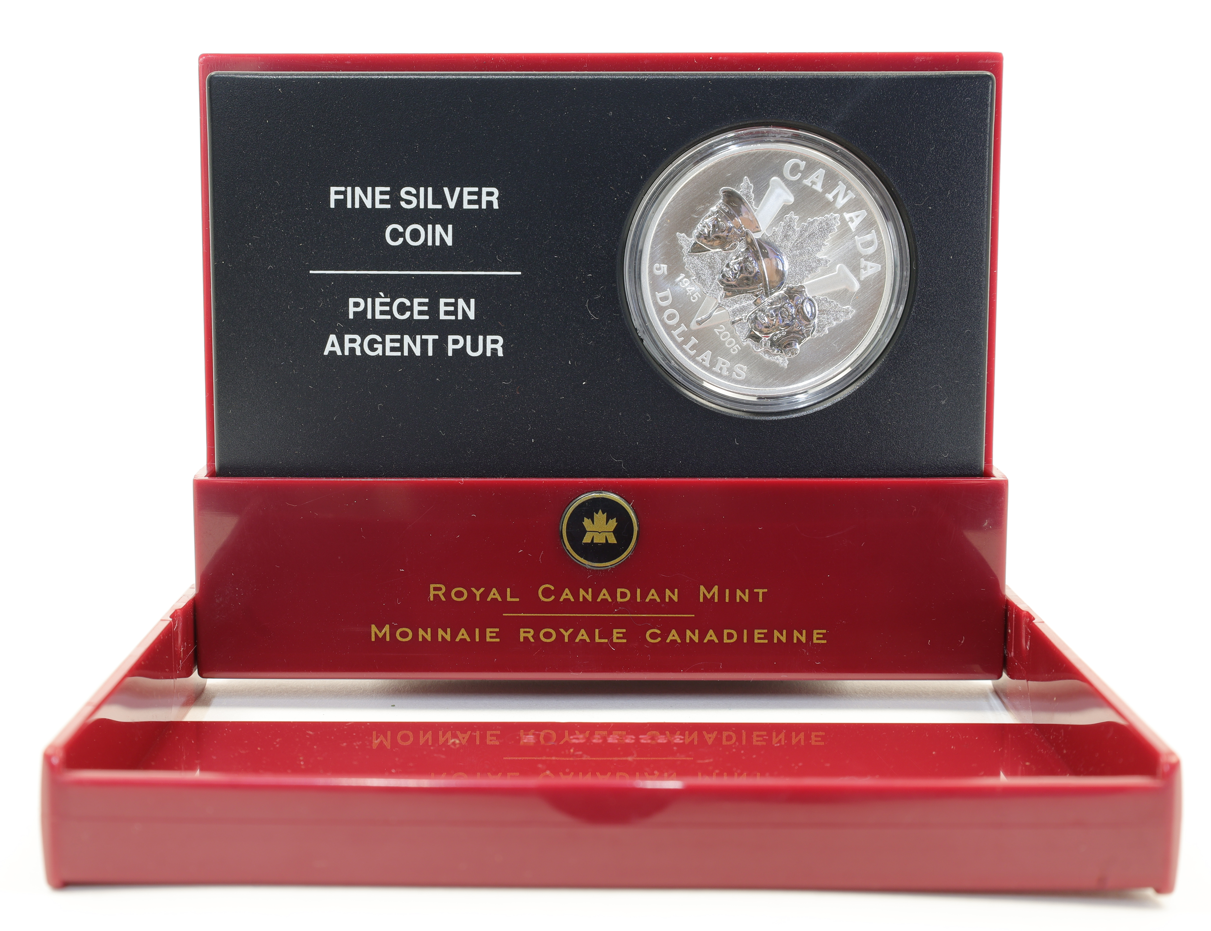 A group of collectibles and accessories, to include a selection of coins including a Sardinian 1 ... - Image 3 of 9