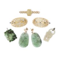 A small group of Chinese yellow metal and jade jewellery 20th century Comprising: a pair of gre...